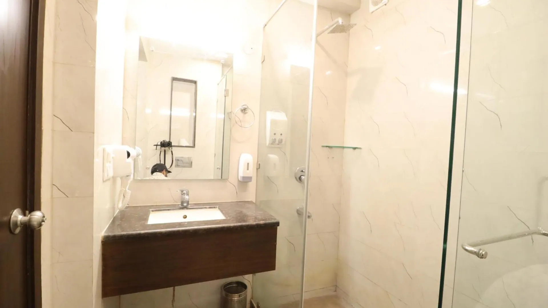 Hotel Ahuja Residency City Centre Gurgaon